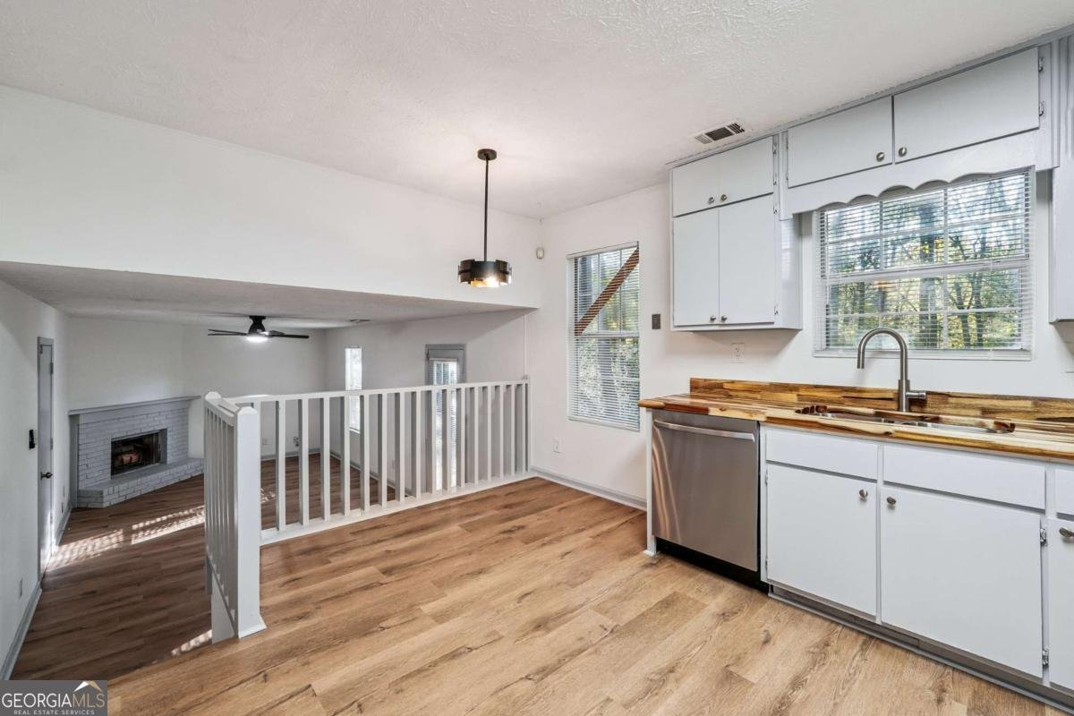 728 Stonebridge Crescent Lithonia - 21