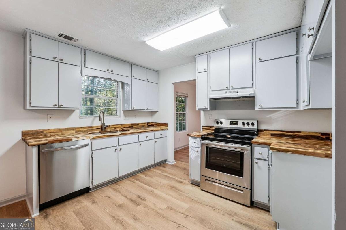 728 Stonebridge Crescent Lithonia - 22