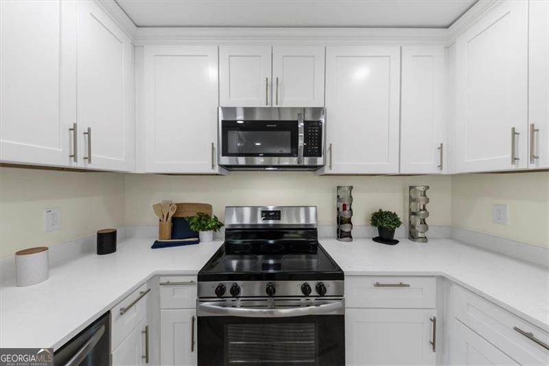 6255 MOZART Riverdale - 13