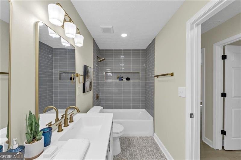 6255 MOZART Riverdale - 26