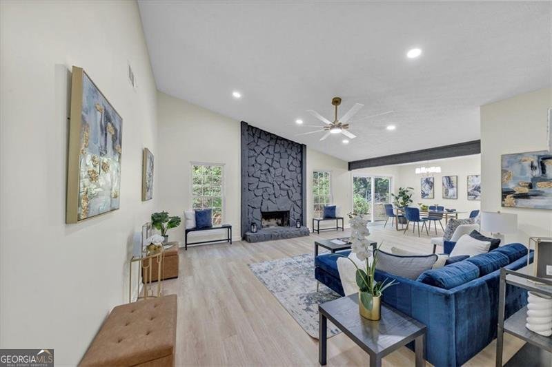6255 MOZART Riverdale - 5