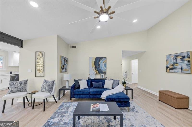 6255 MOZART Riverdale - 6