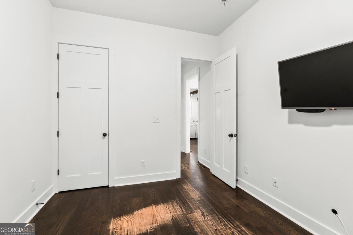 1771 Derry Avenue Atlanta - 38