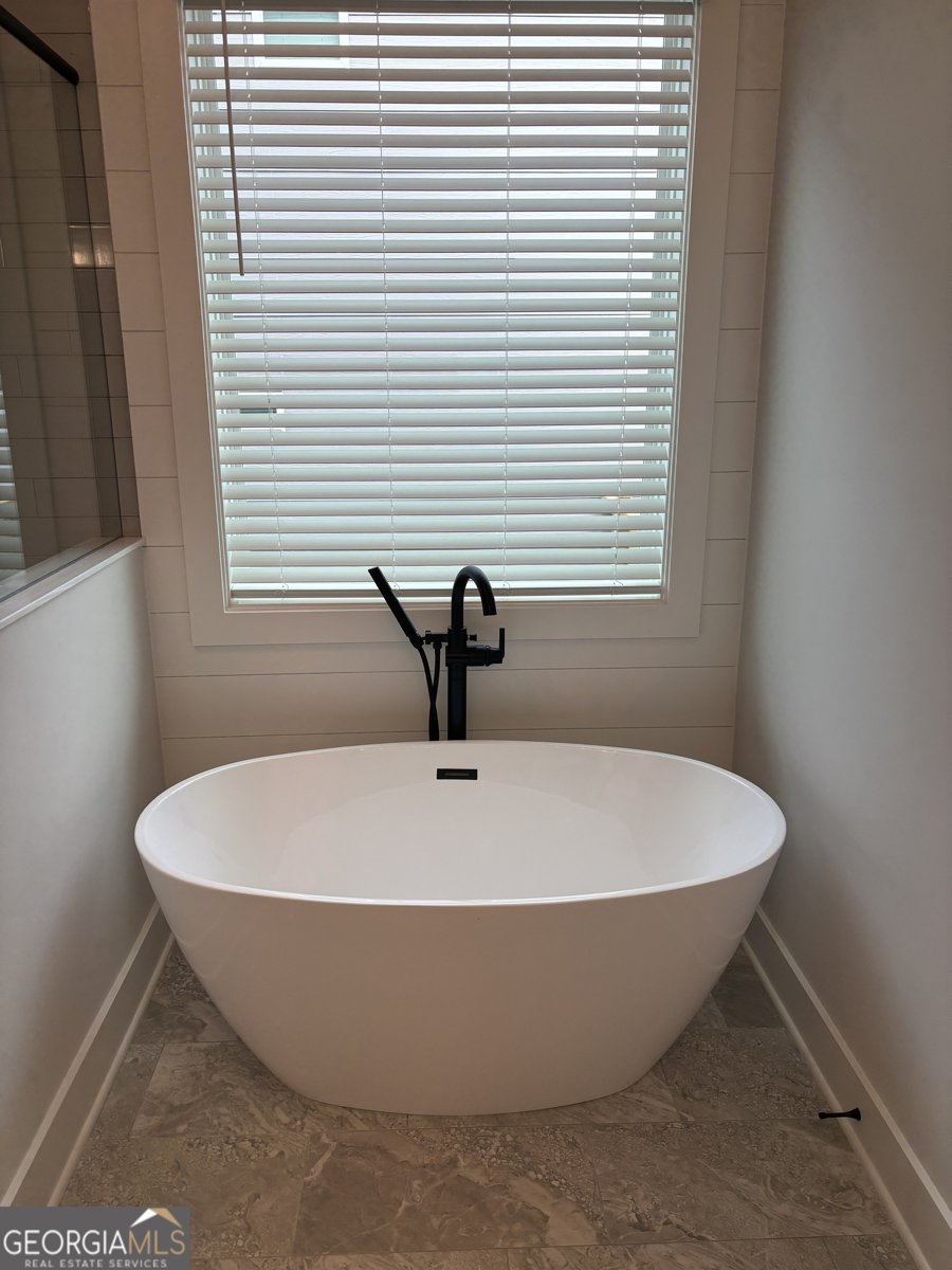 4055 Hosch Retreat Drive Buford - 60