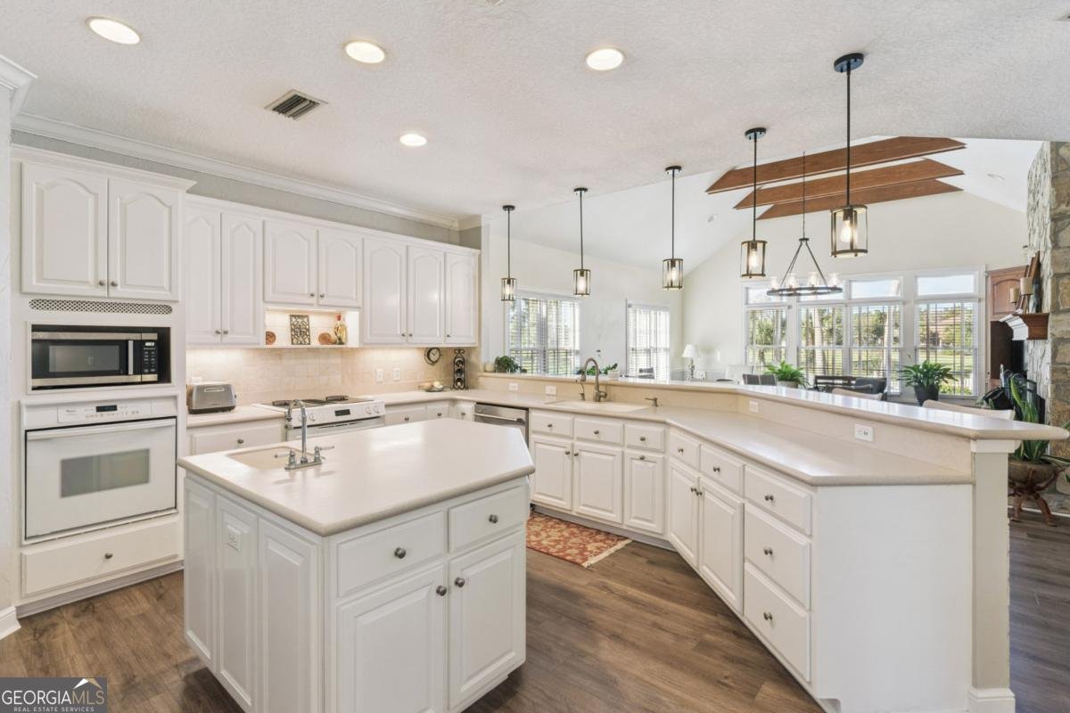 175 Harbor Pointe Drive Brunswick - 9