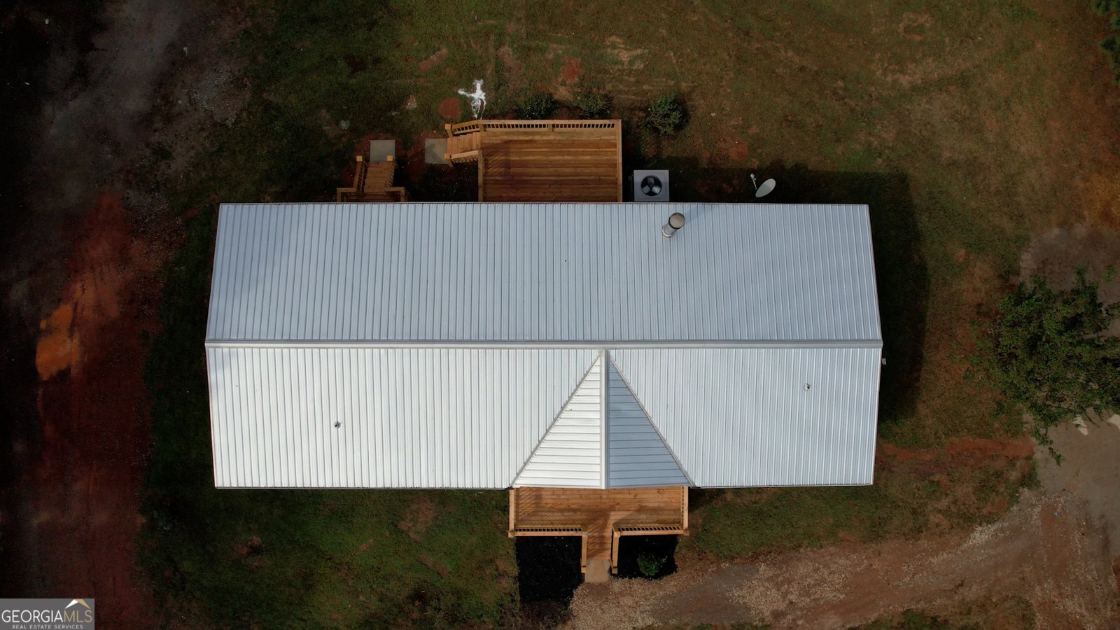 1310 Wallace Road Madison - 64