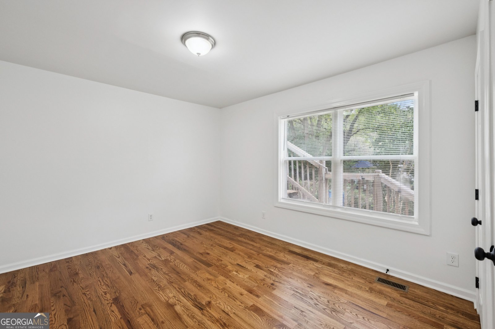 2649 Blount Street East Point - 2