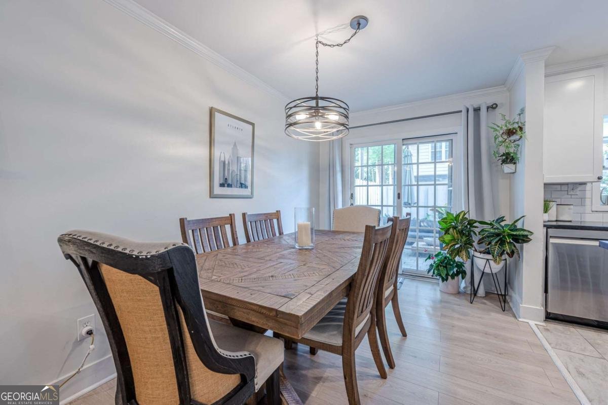 136 Peachtree Memorial Drive Atlanta - 10