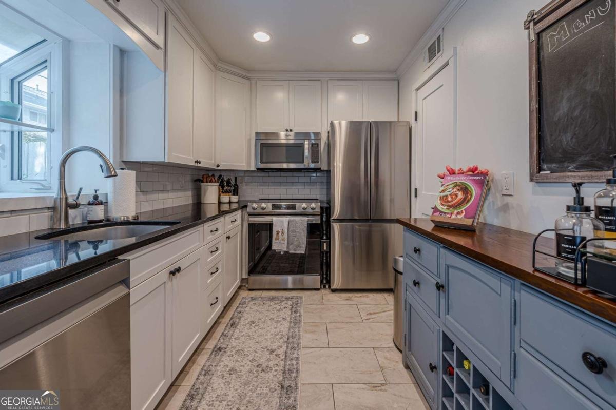 136 Peachtree Memorial Drive Atlanta - 13