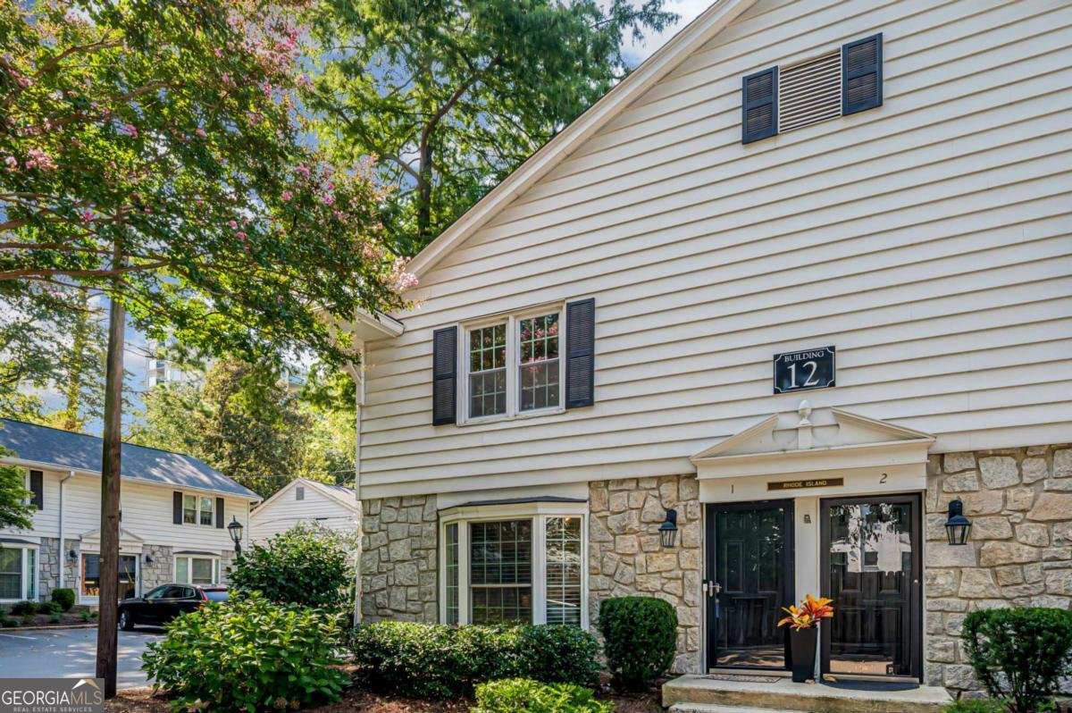 136 Peachtree Memorial Drive Atlanta - 29