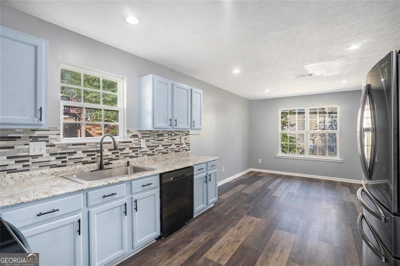 4237 SHORESIDE Circle Snellville - 9