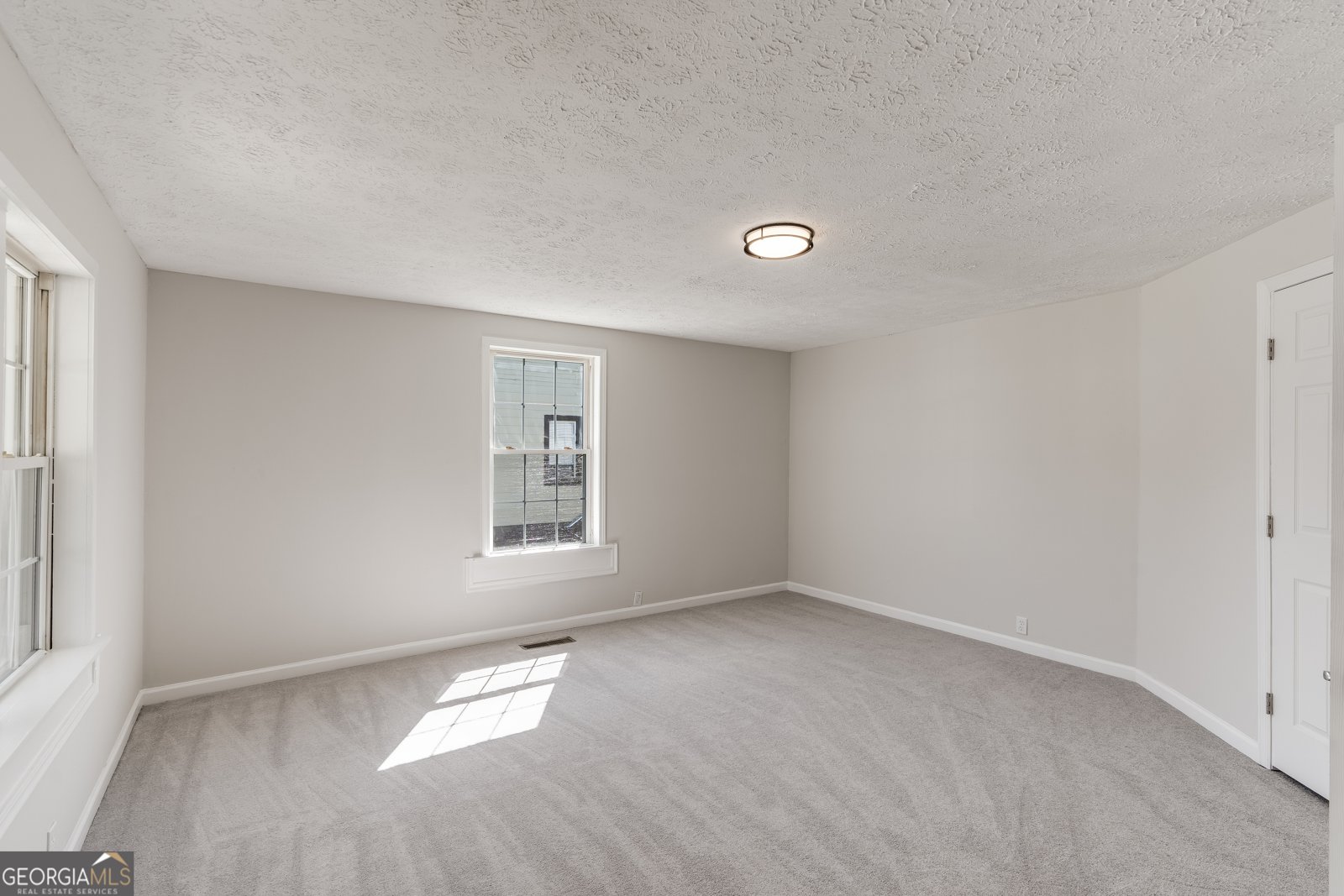18 Elm Street Aragon - 14