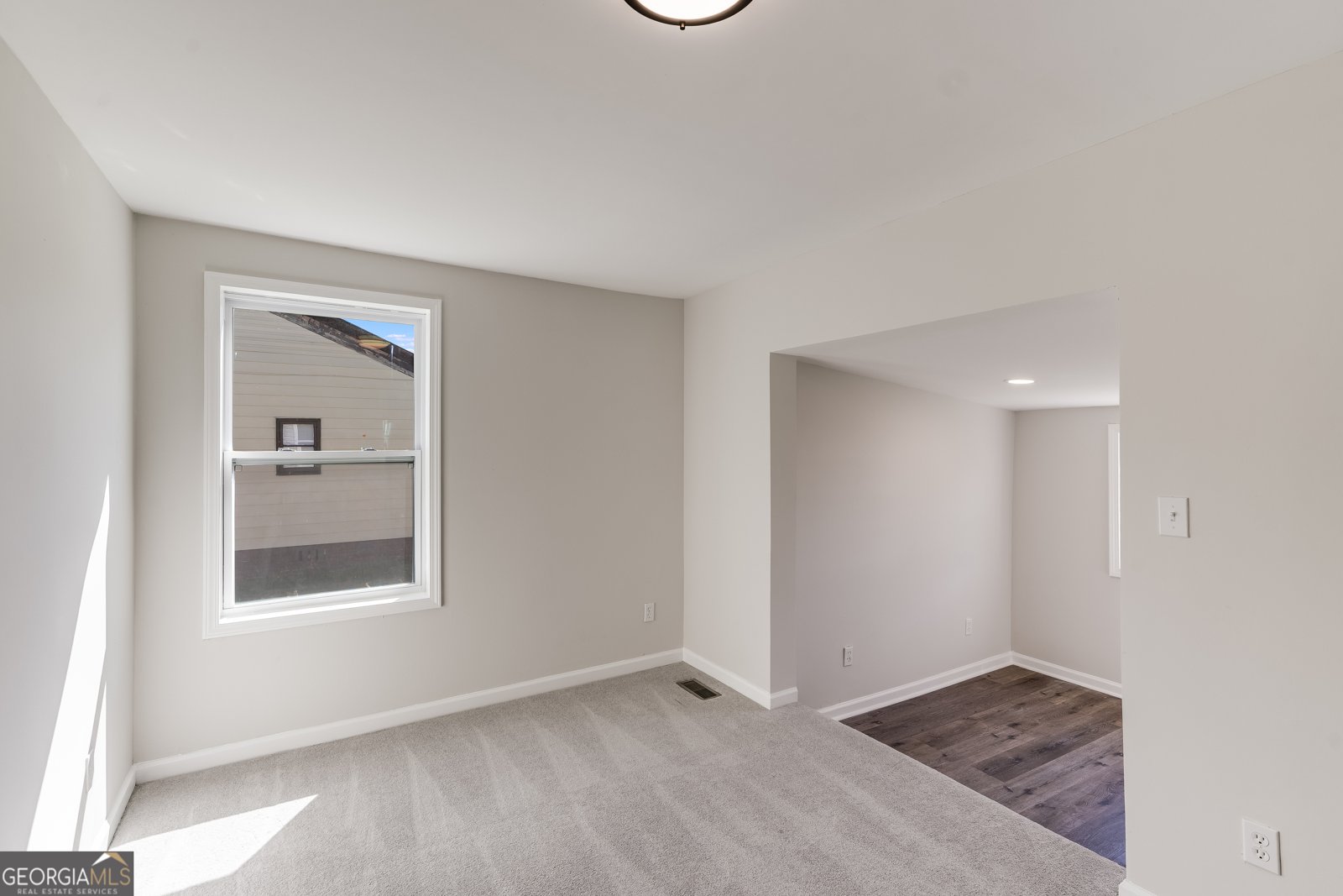 18 Elm Street Aragon - 16
