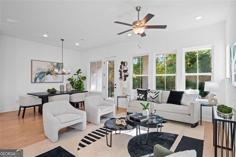320 WALKER Alpharetta - 12