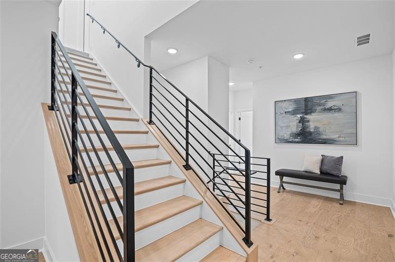 320 WALKER Alpharetta - 16