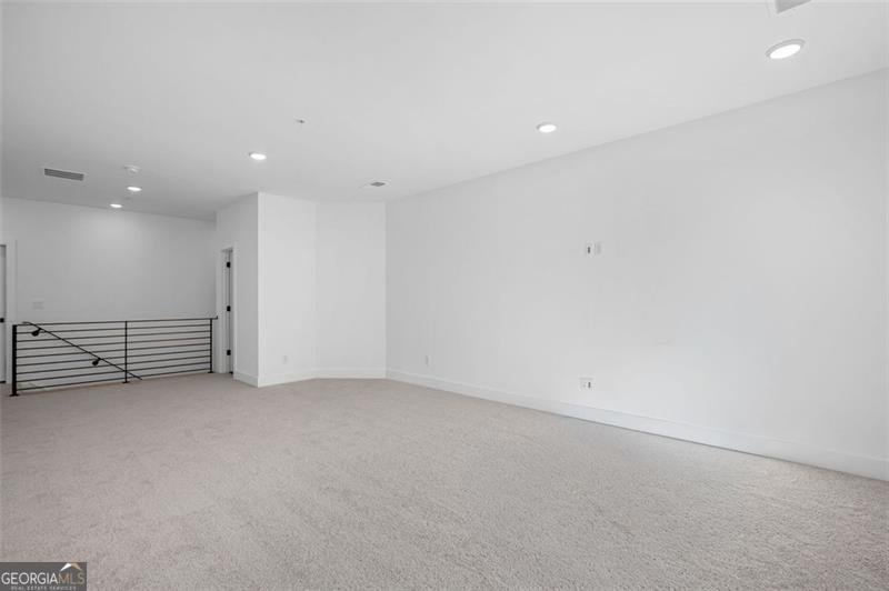 320 WALKER Alpharetta - 33