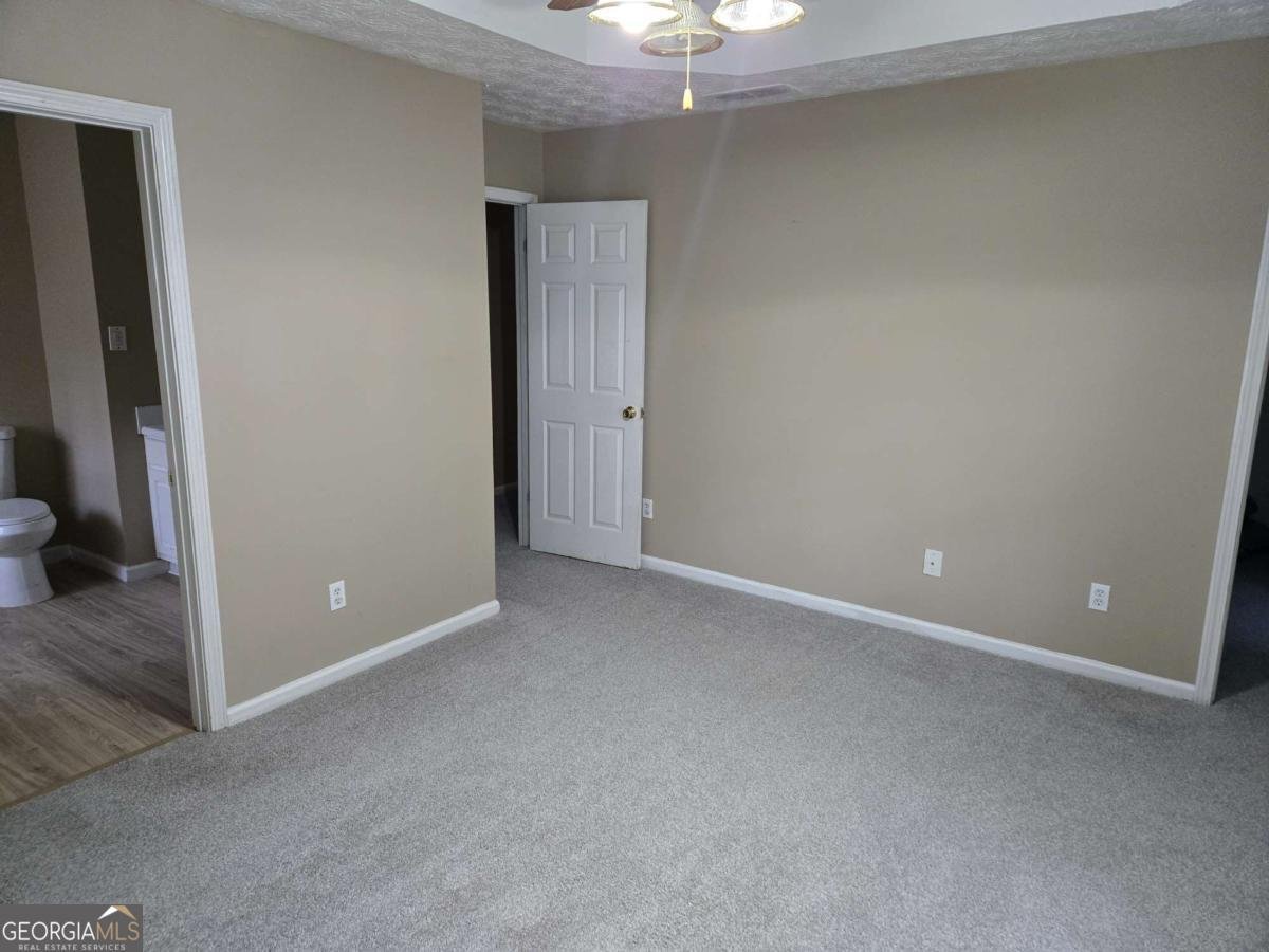 7001 Greenridge Drive Loganville - 21
