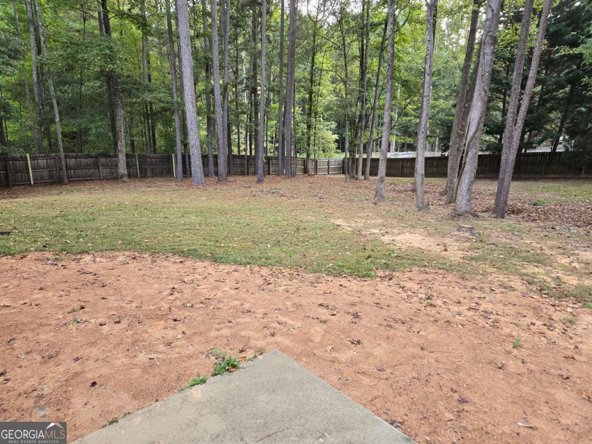 7001 Greenridge Drive Loganville - 33