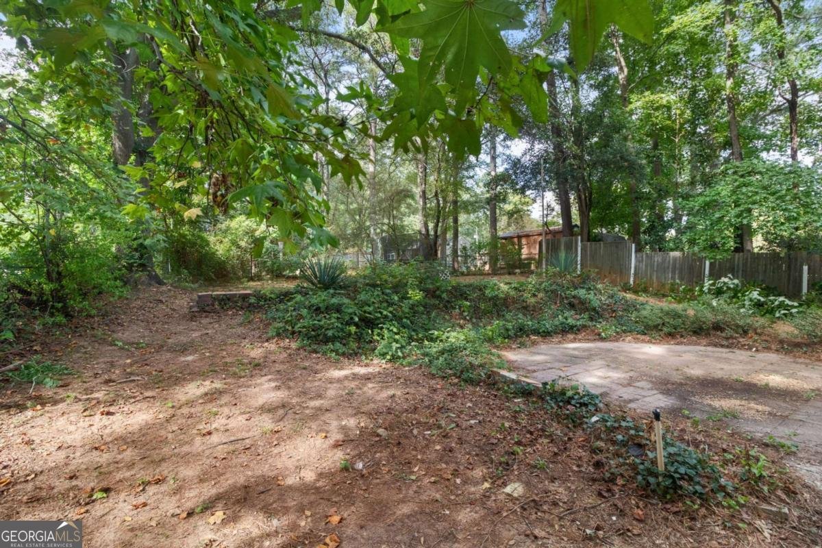 575 San Fernando Drive Smyrna - 22