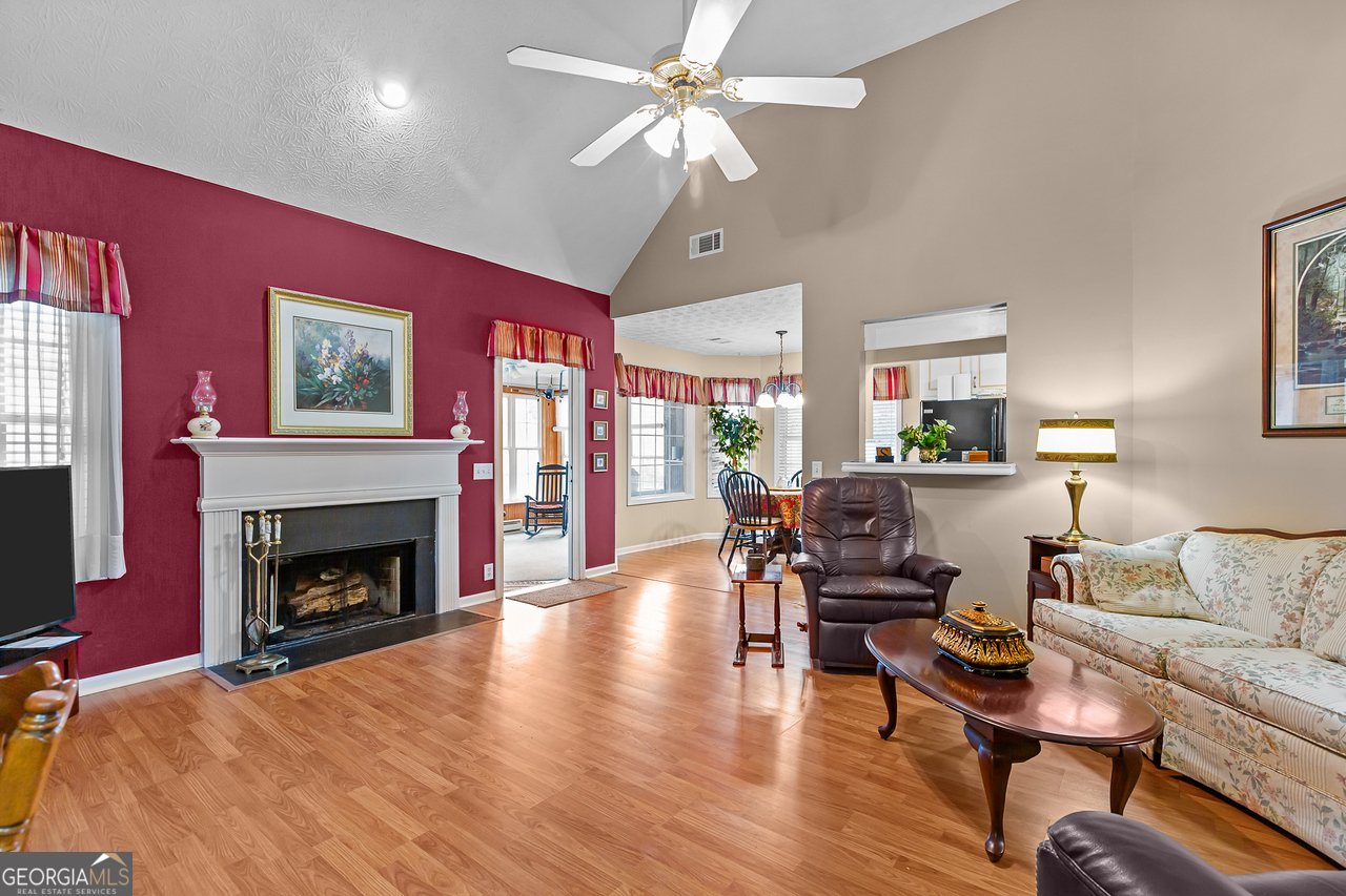 528 Harris Drive Bethlehem - 2
