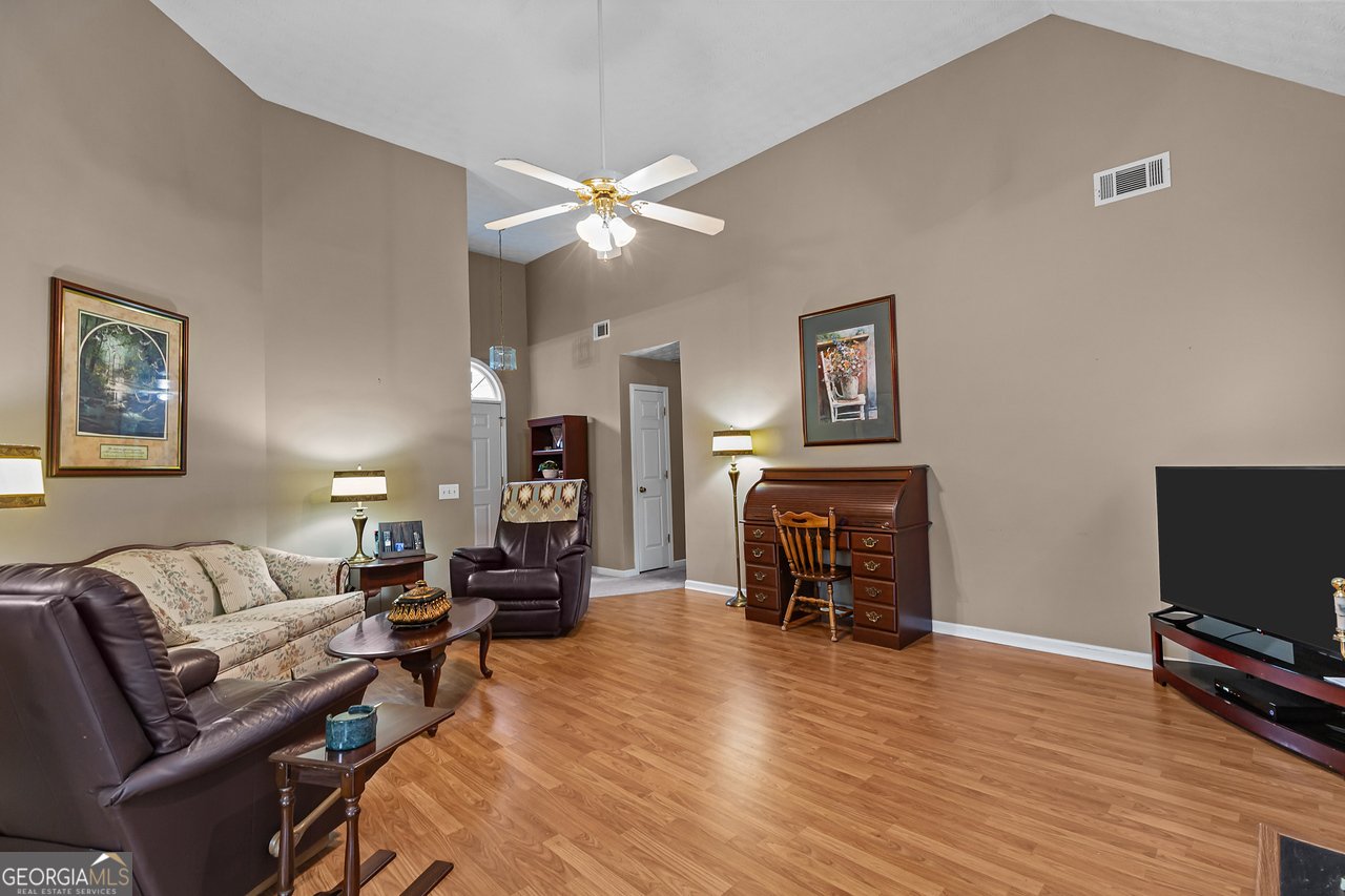 528 Harris Drive Bethlehem - 3
