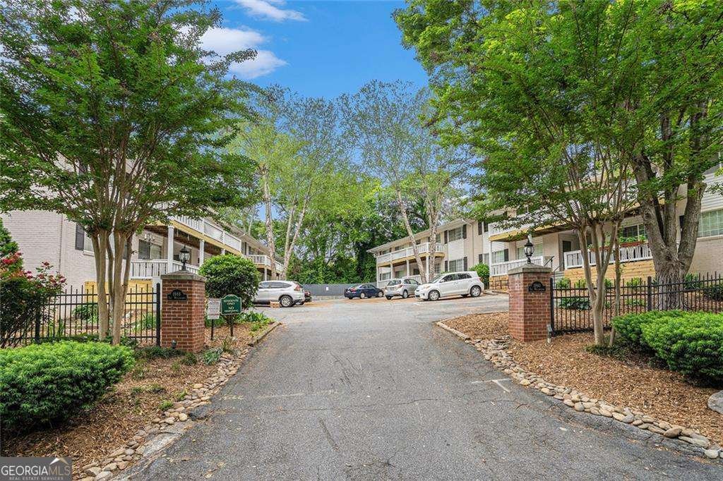 1990 Wellbourne Drive Atlanta - 13