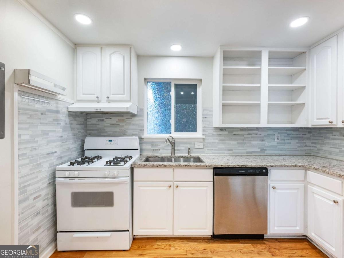 346 Carpenter Drive Atlanta - 15