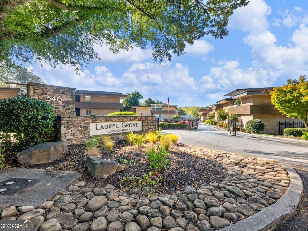 346 Carpenter Drive Atlanta - 23