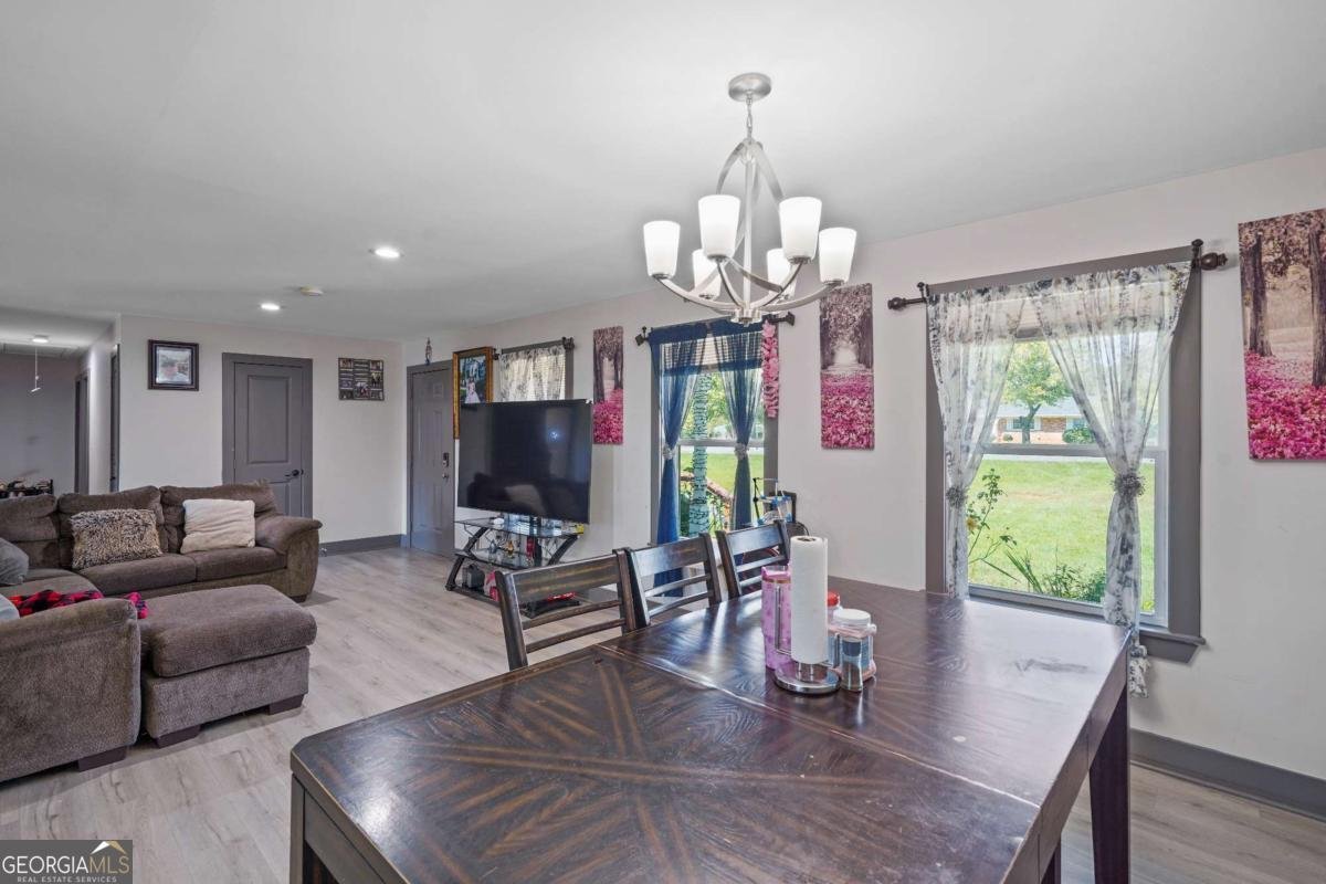 4452 Burns Road Lilburn - 6
