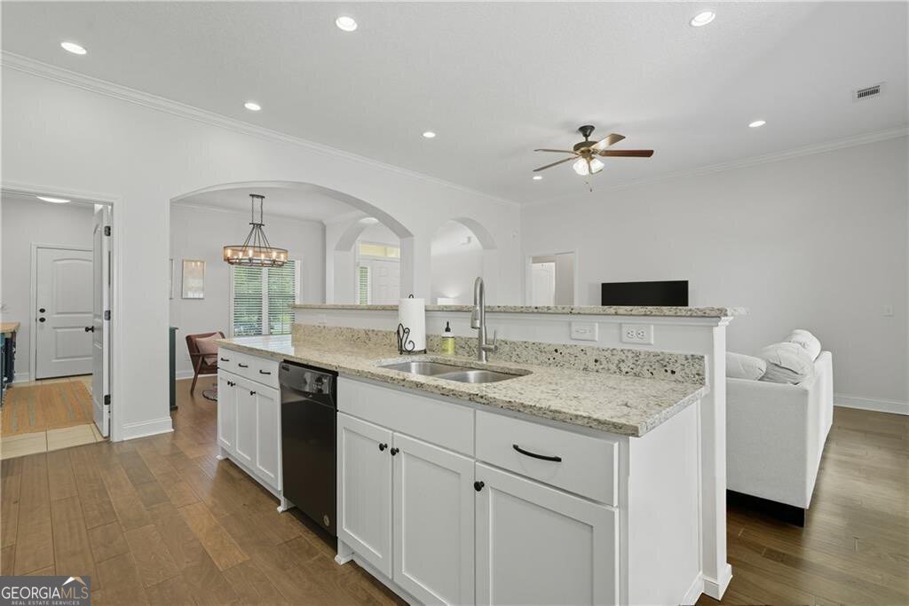 263 Long Way Brunswick - 1