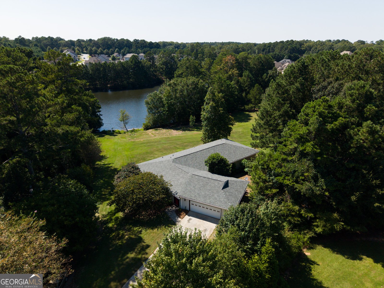 135 Knights Court Fayetteville - 1