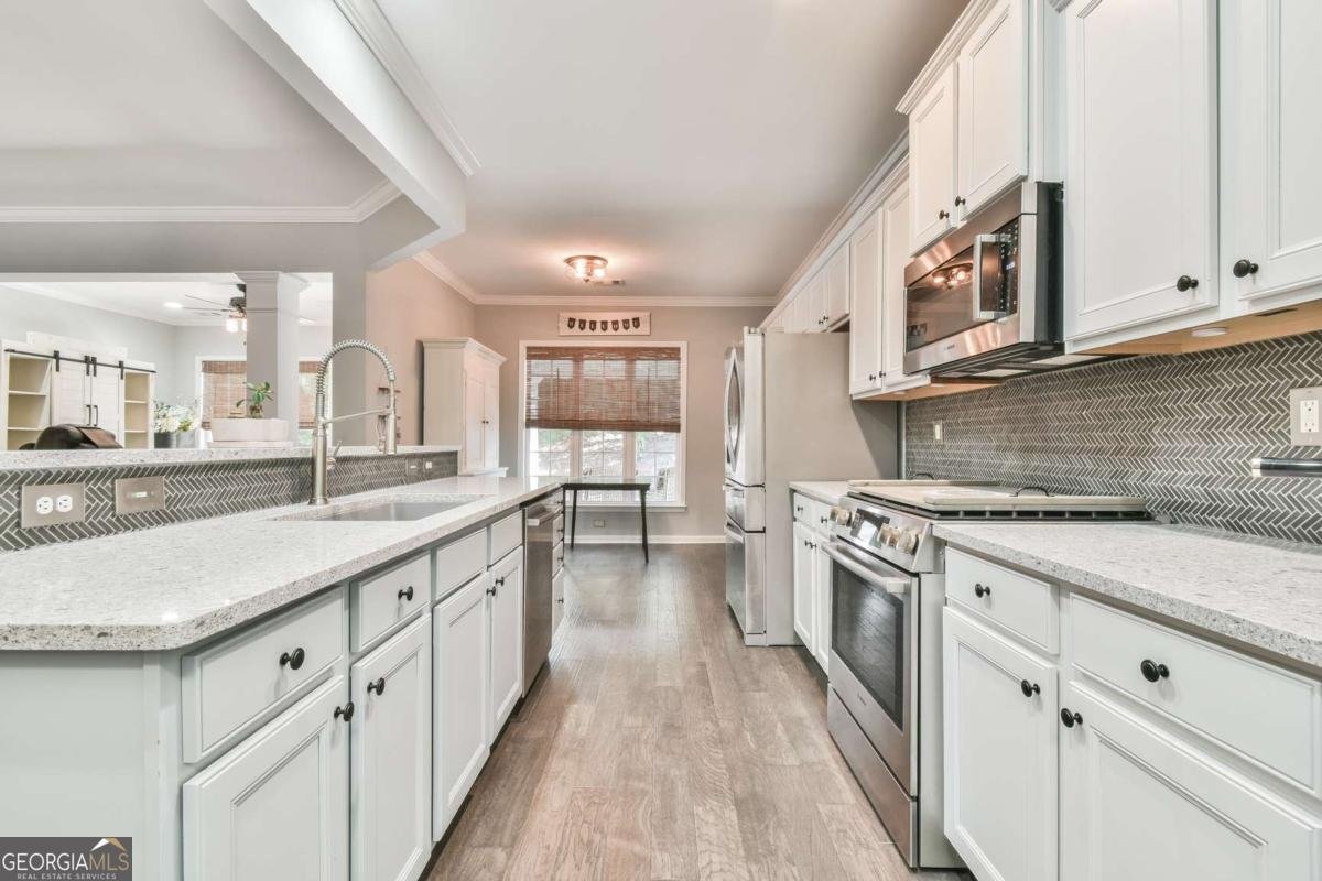 5960 Chimney Rock Drive Hoschton - 17