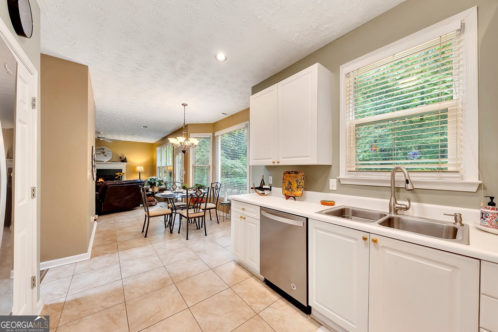 800 Crow View Court Woodstock - 11