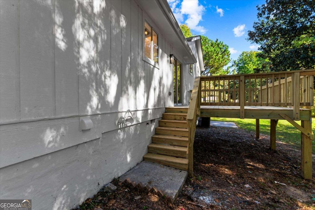 489 Village Run Lawrenceville - 36