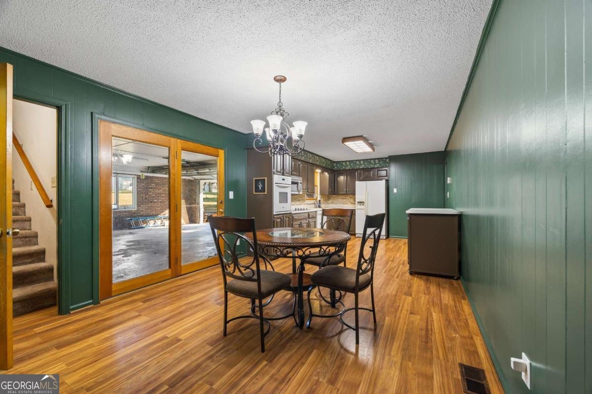 7658 GA Highway 17 Bowersville - 7