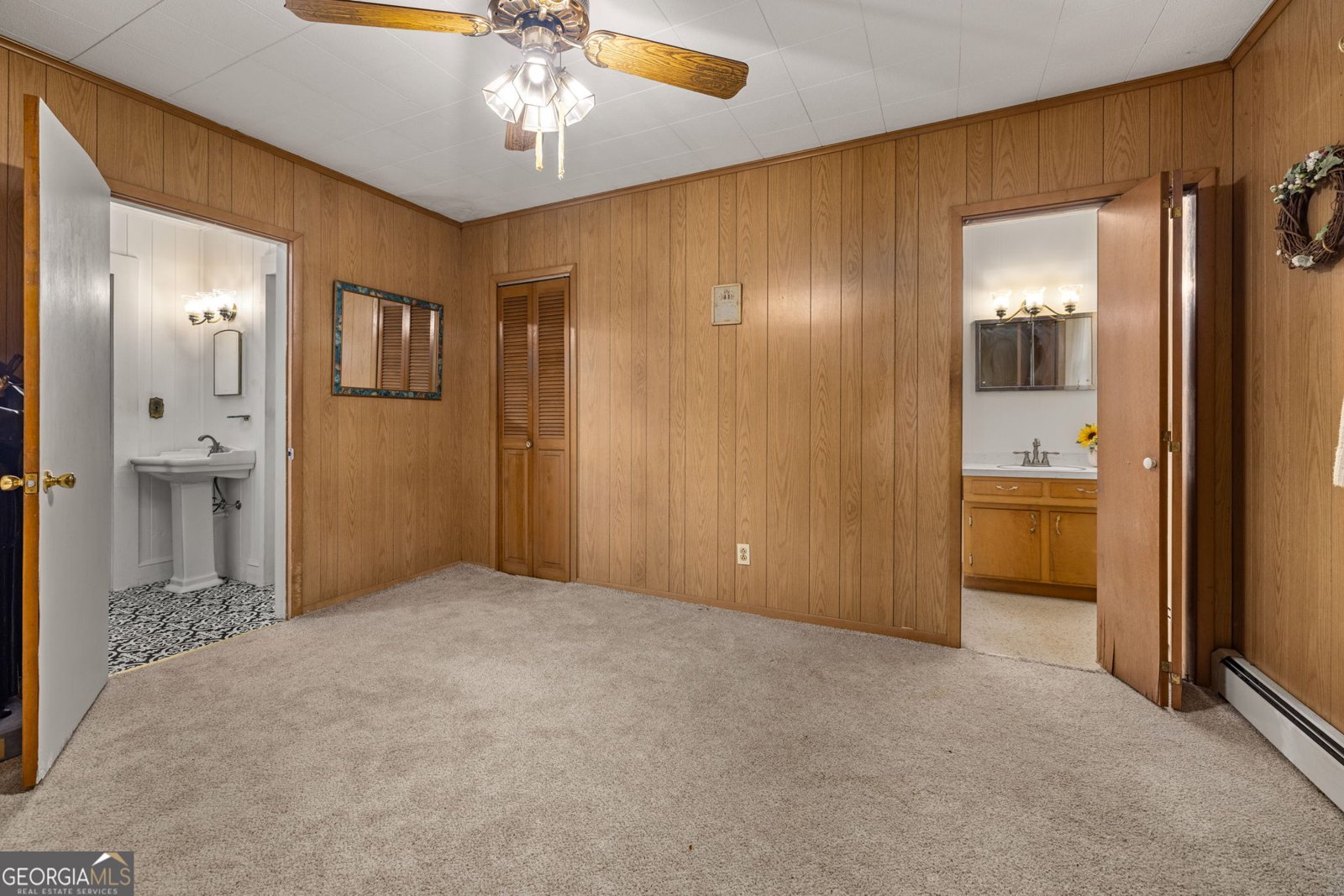 395 Louise Street Clarkesville - 22