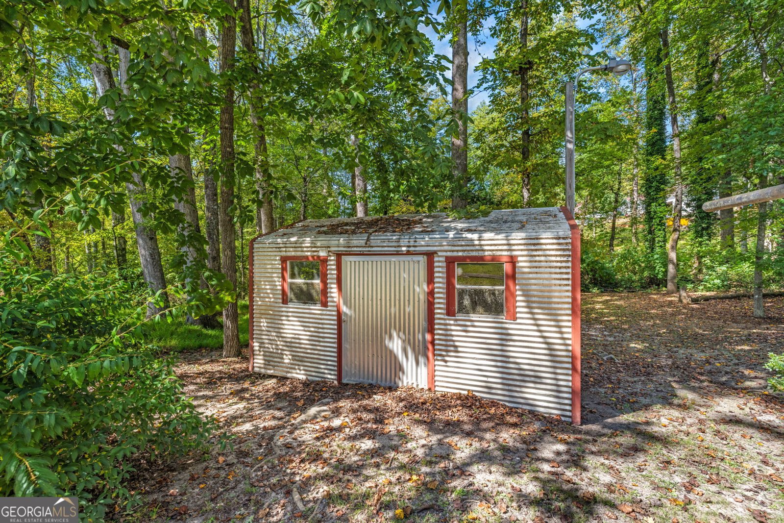 395 Louise Street Clarkesville - 31