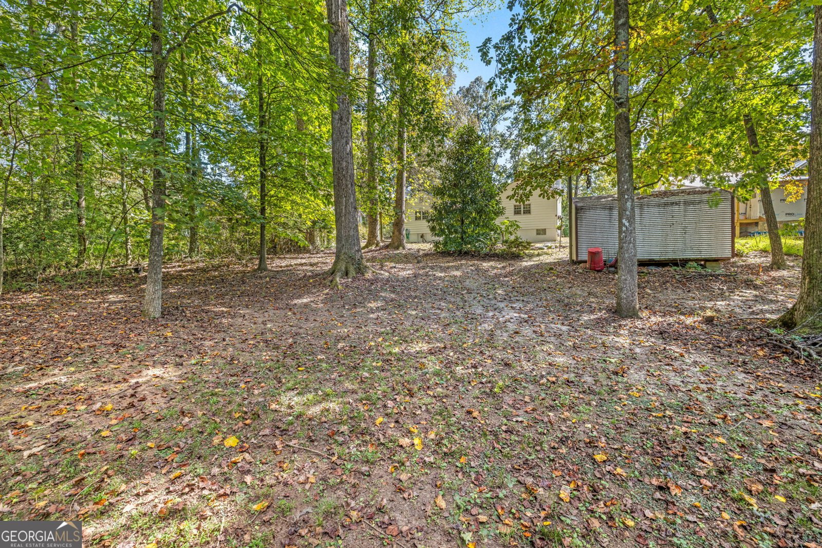 395 Louise Street Clarkesville - 34