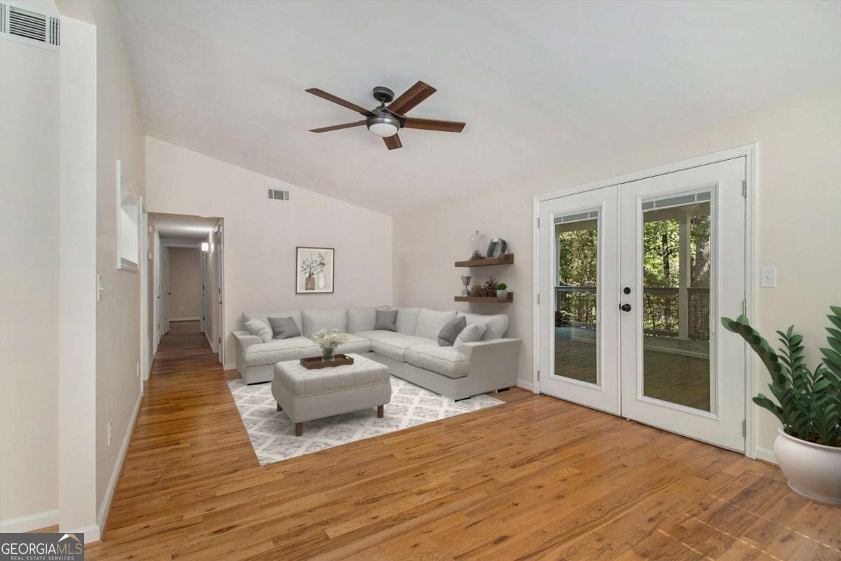 3115 Chimney Cove Lane Cumming - 11