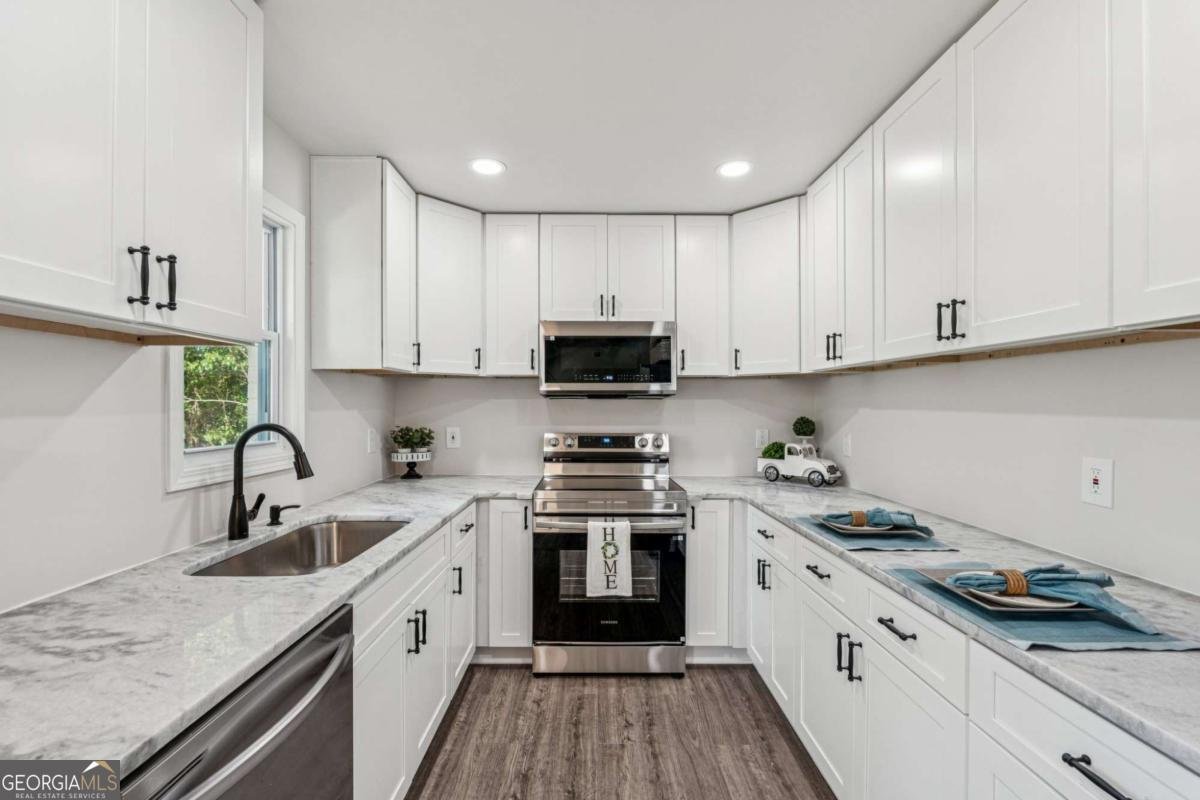 1545 Falcon Lane Grayson - 17