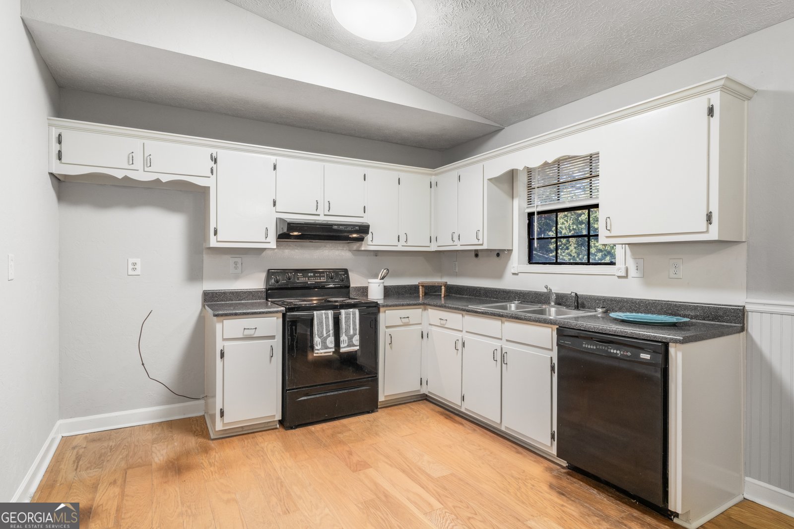 1141 Holly Hills Drive Lilburn - 12