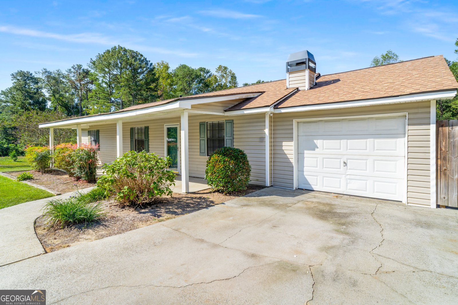 1141 Holly Hills Drive Lilburn - 2