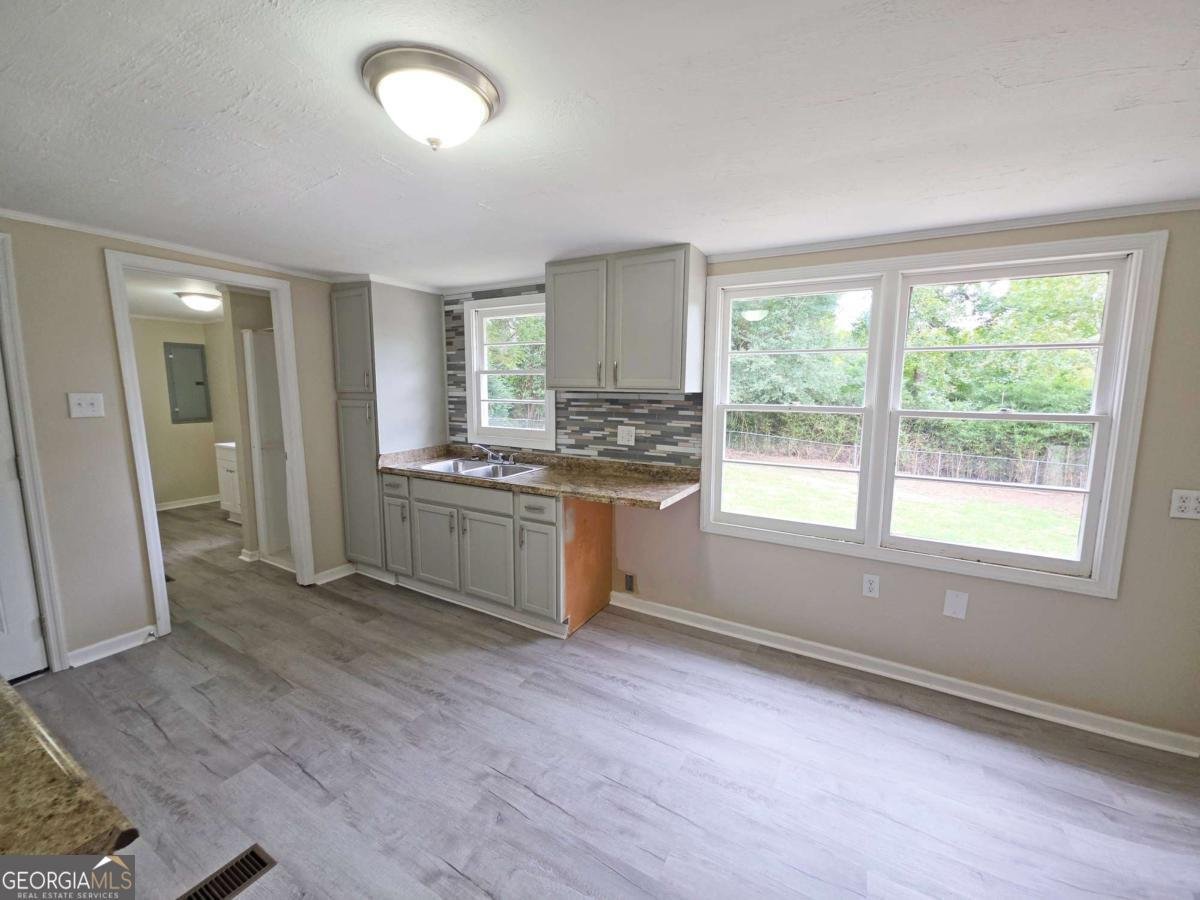 223 Old Stage Dr Drive Milledgeville - 19