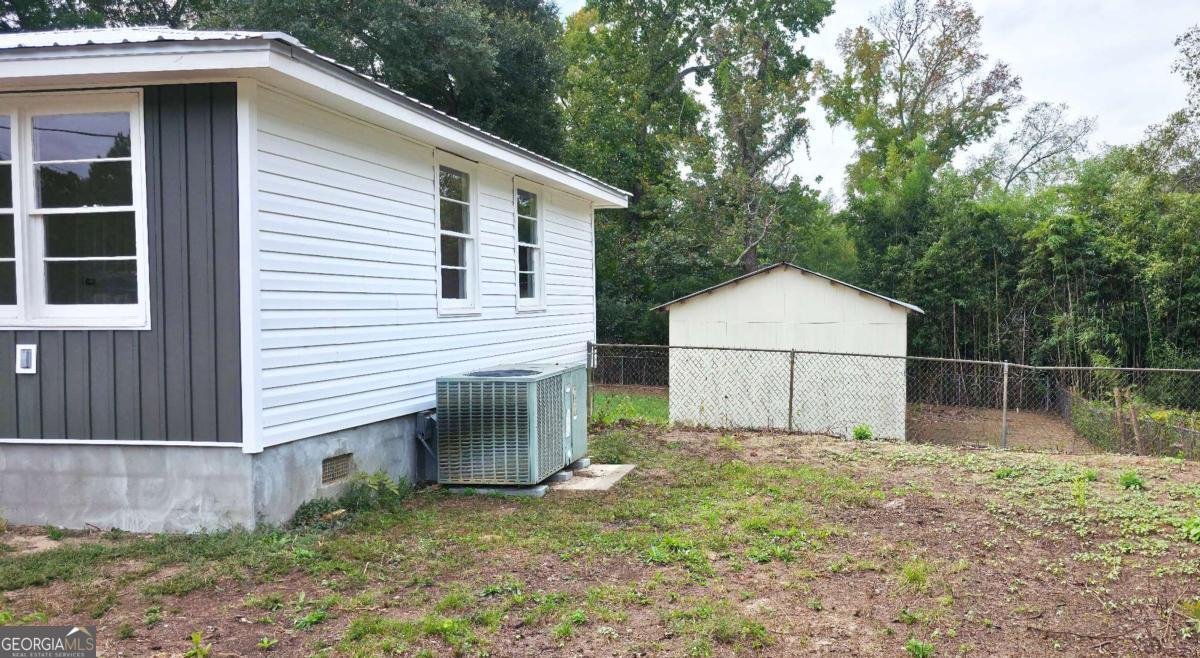 223 Old Stage Dr Drive Milledgeville - 39