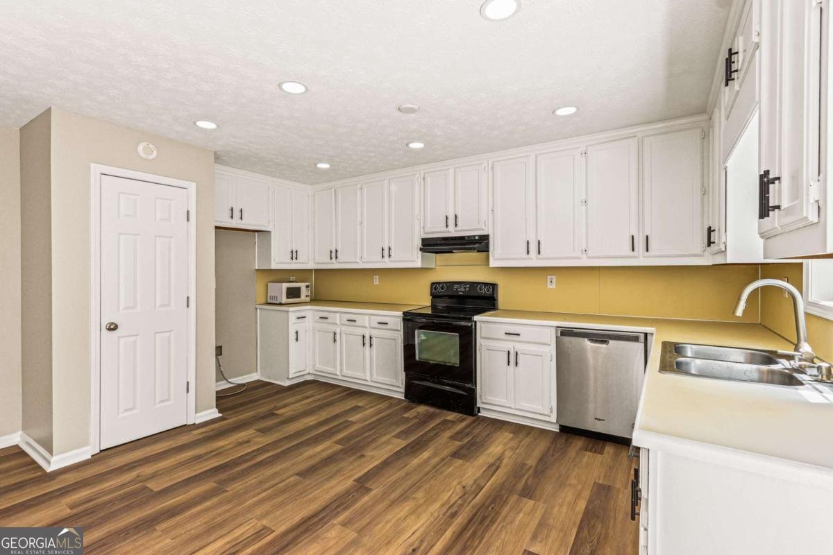 250 Allatoona Road Lawrenceville - 17