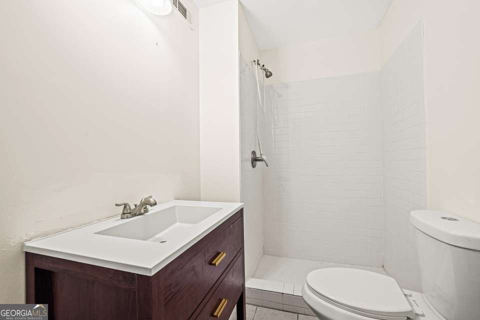 810 Ash Street Canton - 17