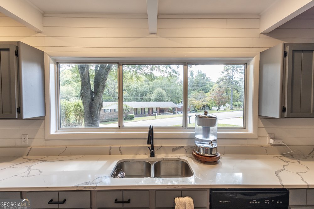 1230 Valencia Drive Dalton - 18