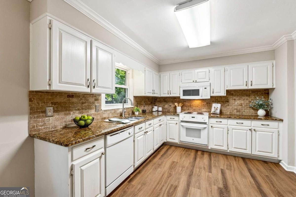 221 Shady Lane Mableton - 15