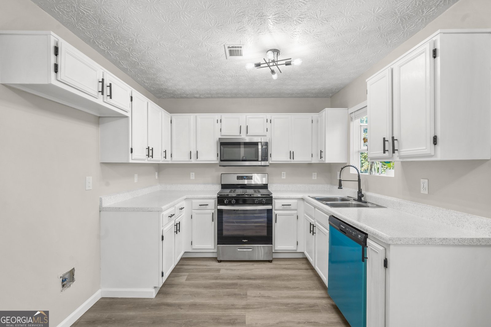 826 Shore Drive Lithonia - 16