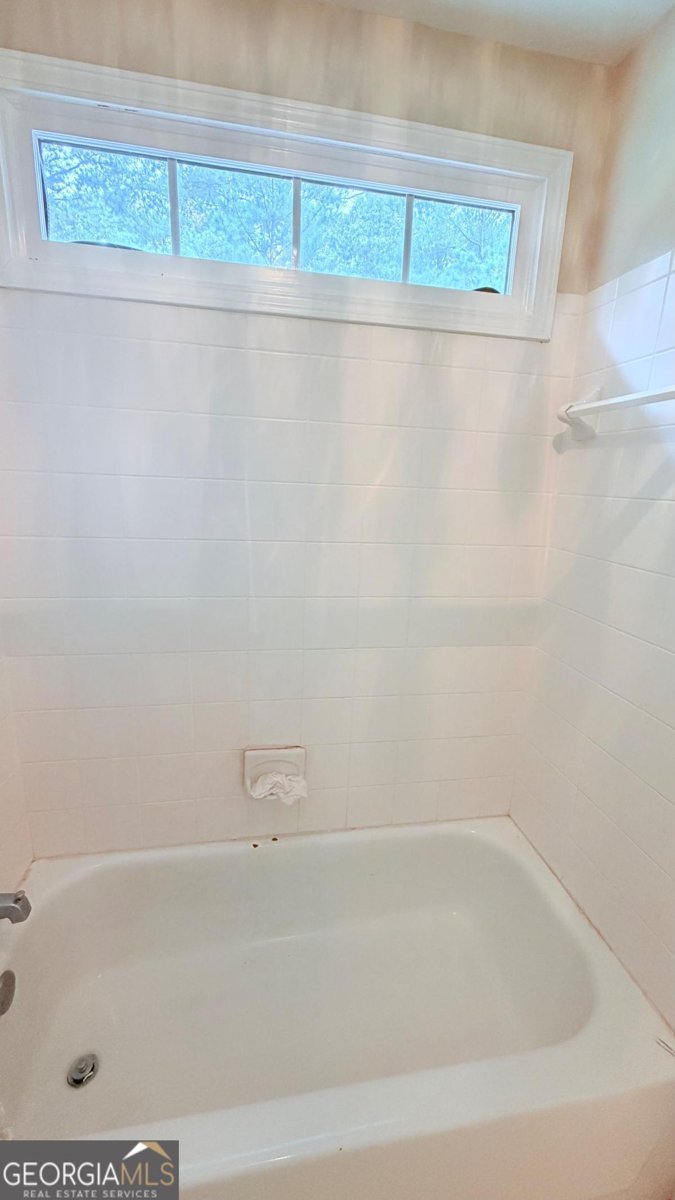 1620 Treybyrne Court Dacula - 18